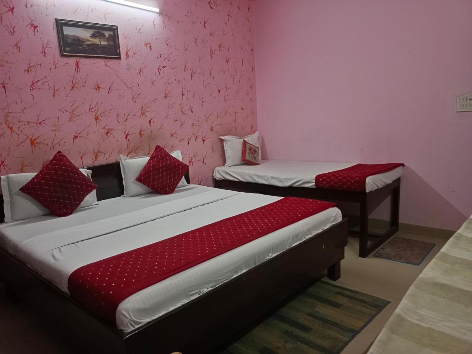 Airport Hotel Pariksheet Inn Új-Delhi Kültér fotó