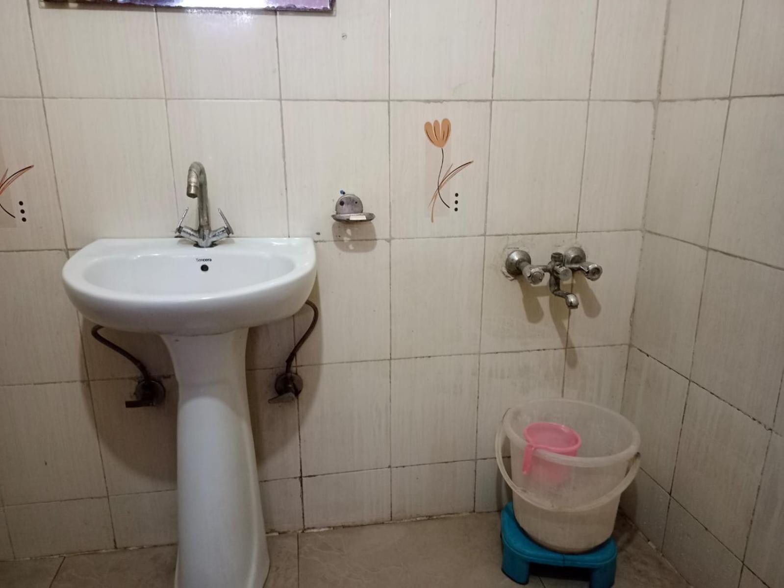 Airport Hotel Pariksheet Inn Új-Delhi Kültér fotó