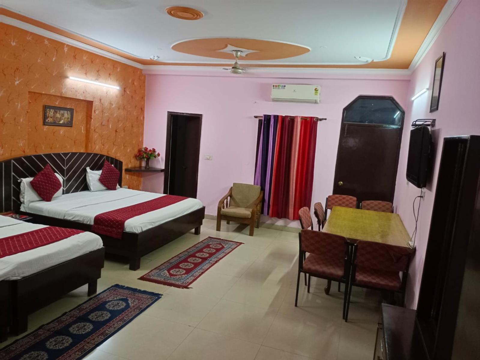 Airport Hotel Pariksheet Inn Új-Delhi Kültér fotó