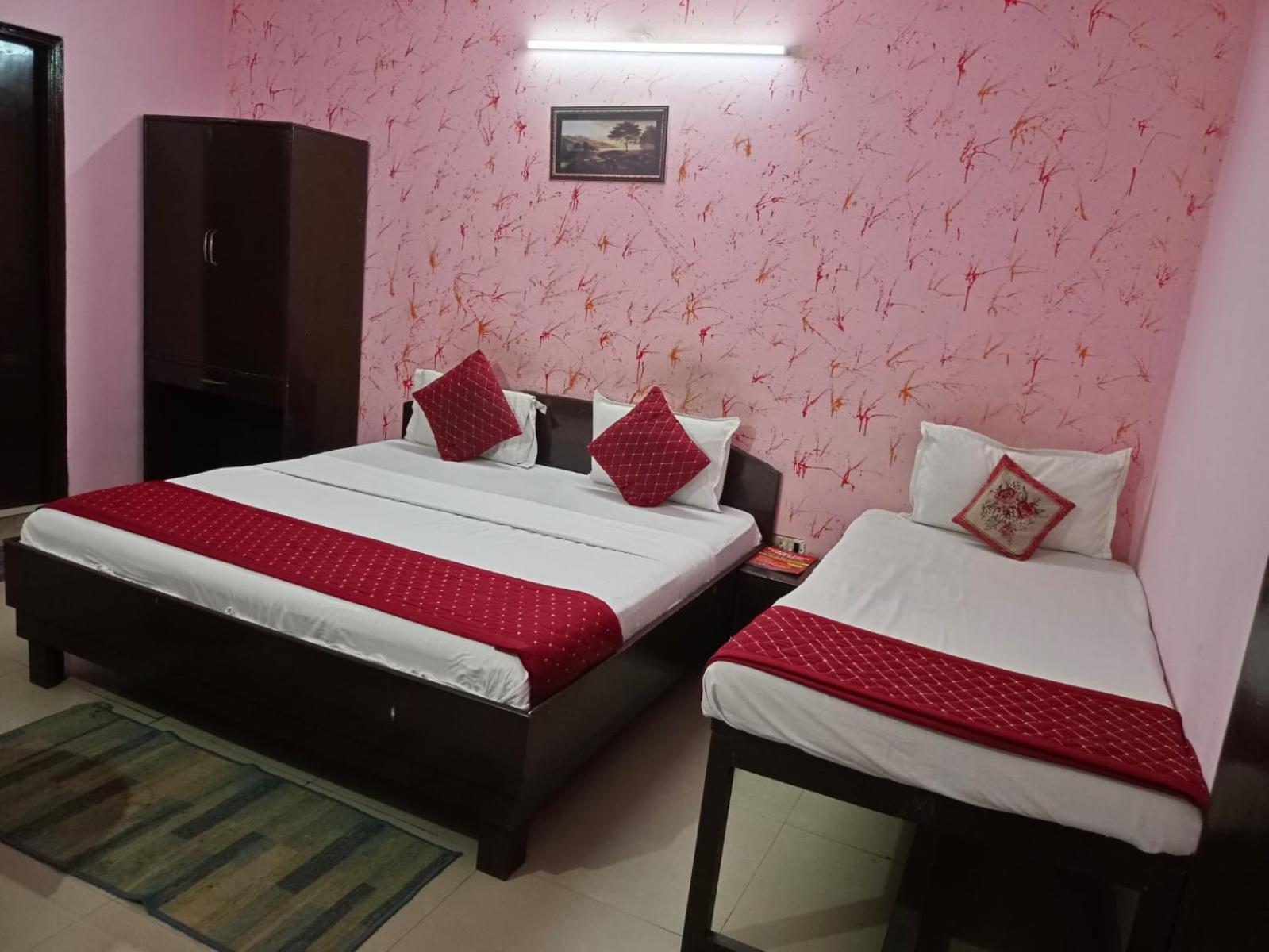 Airport Hotel Pariksheet Inn Új-Delhi Kültér fotó