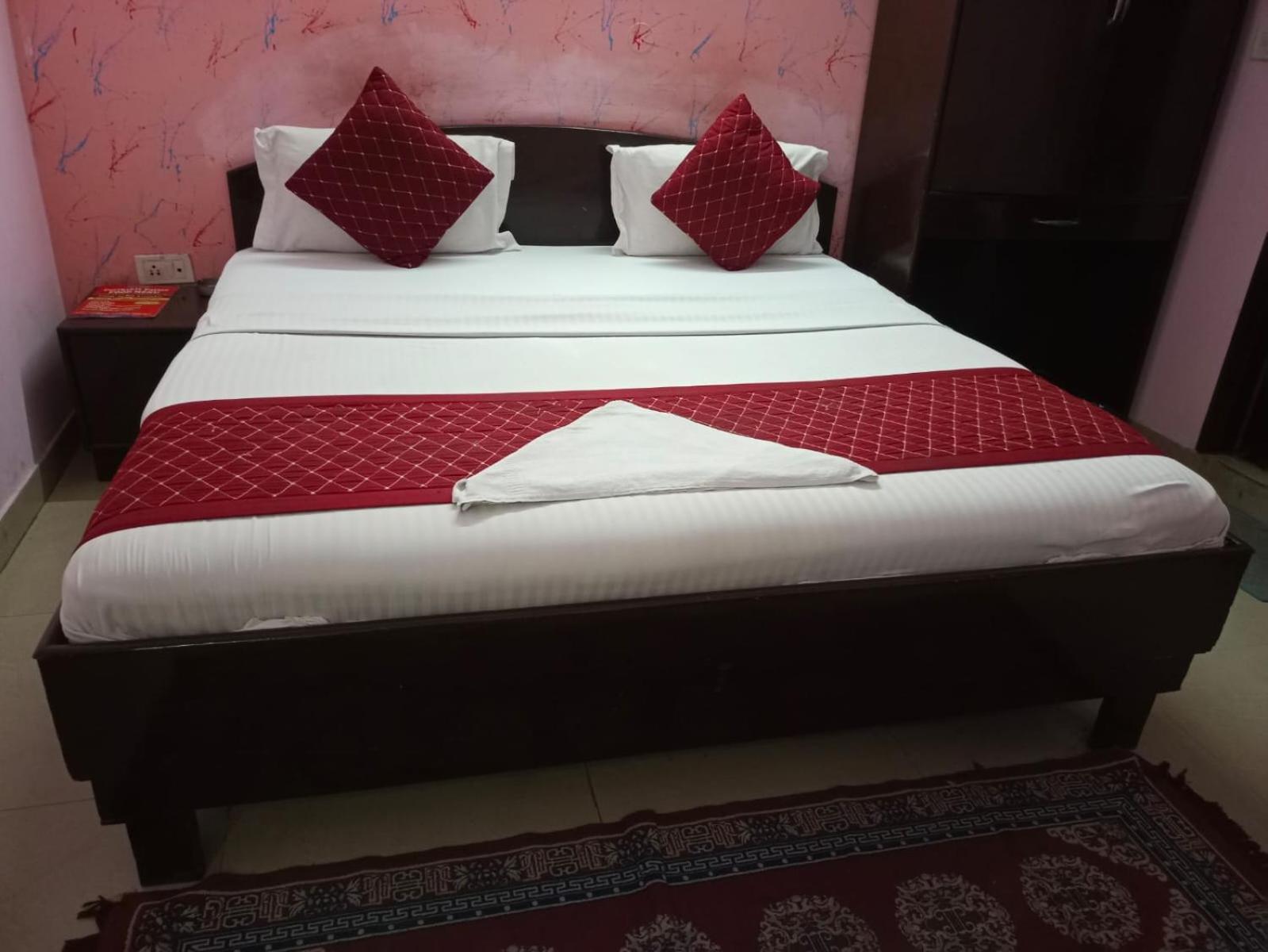 Airport Hotel Pariksheet Inn Új-Delhi Kültér fotó