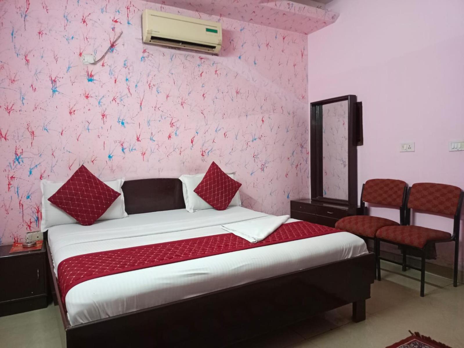 Airport Hotel Pariksheet Inn Új-Delhi Kültér fotó